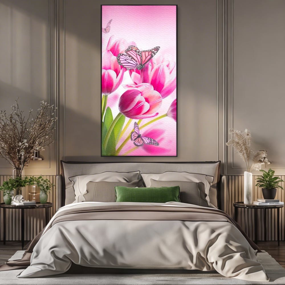 Tablou canvas cu tablou canvas cu lalele roz si fluturi, in rama de aluminiu negru, pe perete intr-un dormitor